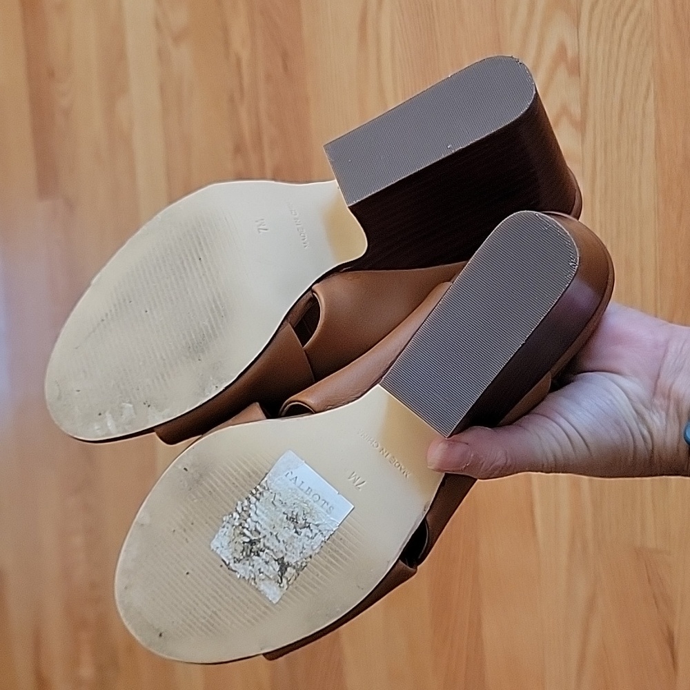 Talbots Carmel Tan Slingback Blockheel Sandals - Picture 10 of 12